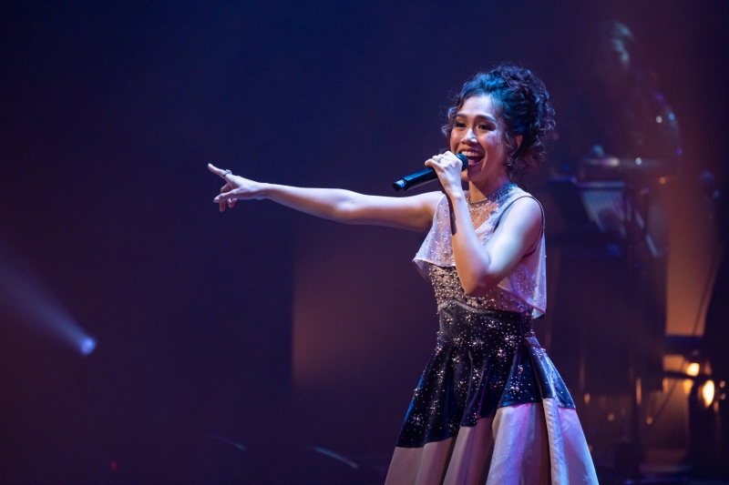 Review: Rachelle Ann Go Mesmerizes at Esplanade Debut  Image