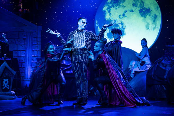 Photos: THIS IS HALLOWEEN At The Triple Door Theatre  Image