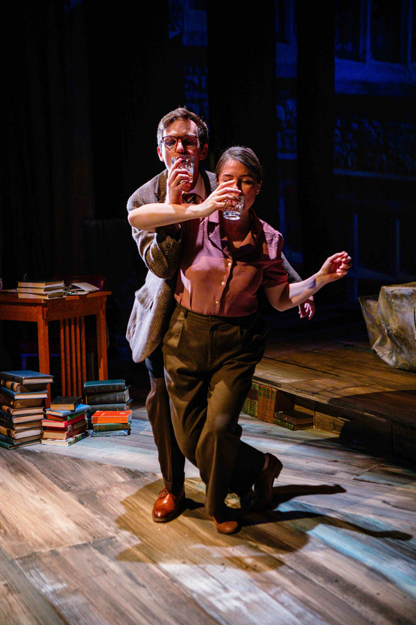 Photos: Remy Bumppo Theatre Company's DEAR ELIZABETH  Image