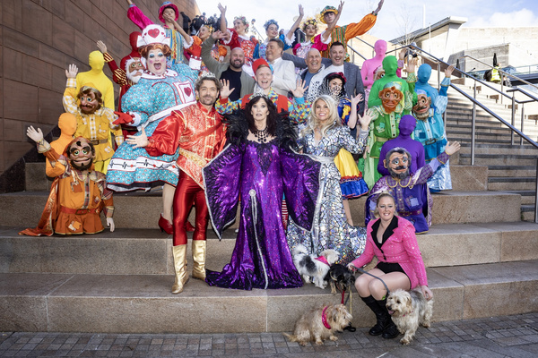 Photos: SNOW WHITE Panto Prepares for the Holiday Season At St Helens Theatre Royal  Image