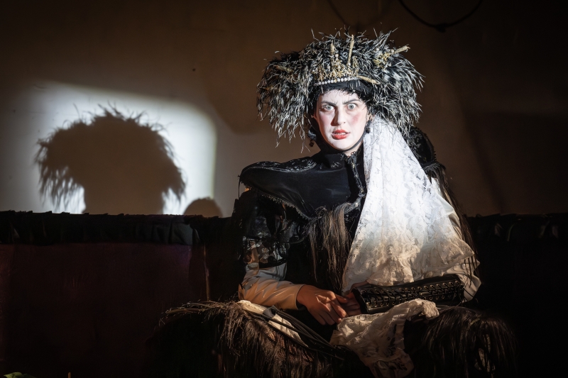 Review: THE FLEA, The Yard Theatre Image