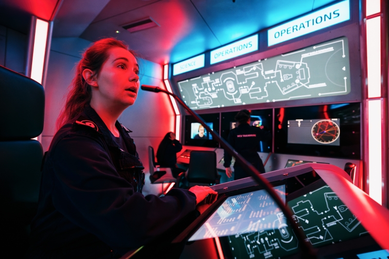 Review: BRIDGE COMMAND, Vauxhall Image