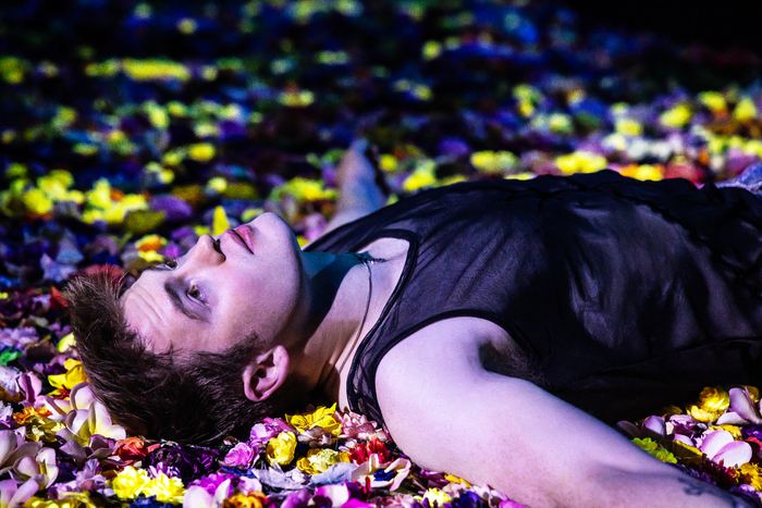 Photos: Kit Connor and Rachel Zegler in ROMEO + JULIET on Broadway Image