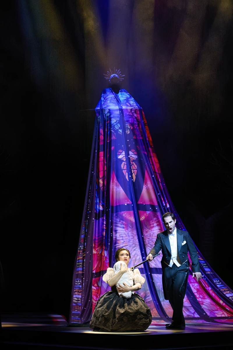 Review: FAUST at Four Seasons Centre For The Performing Arts Image