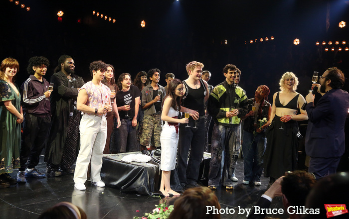 Photos: Rachel Zegler, Kit Connor, and the ROMEO + JULIET Cast Take Opening Night Bows Image