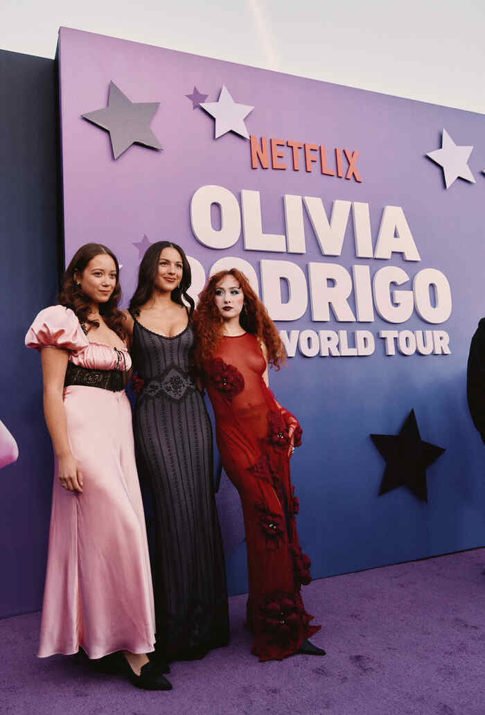 Photos: Chappell Roan, Laufey, & More Attend OLIVIA RODRIGO: GUTS WORLD TOUR Premiere  Image