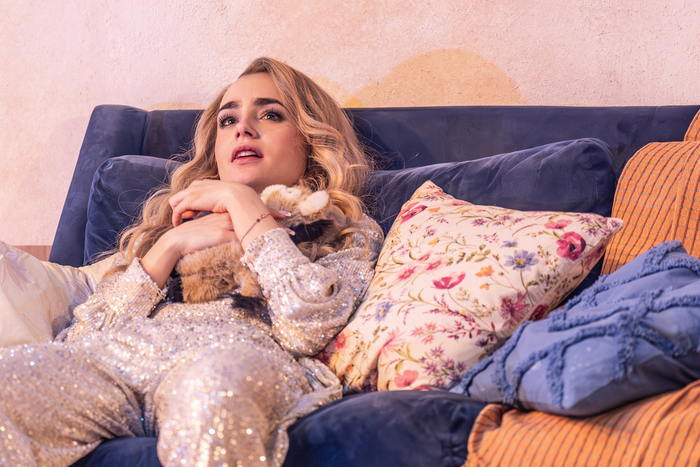 Photos: Further Look at Lily Collins and Álvaro Morte in BARCELONA Image
