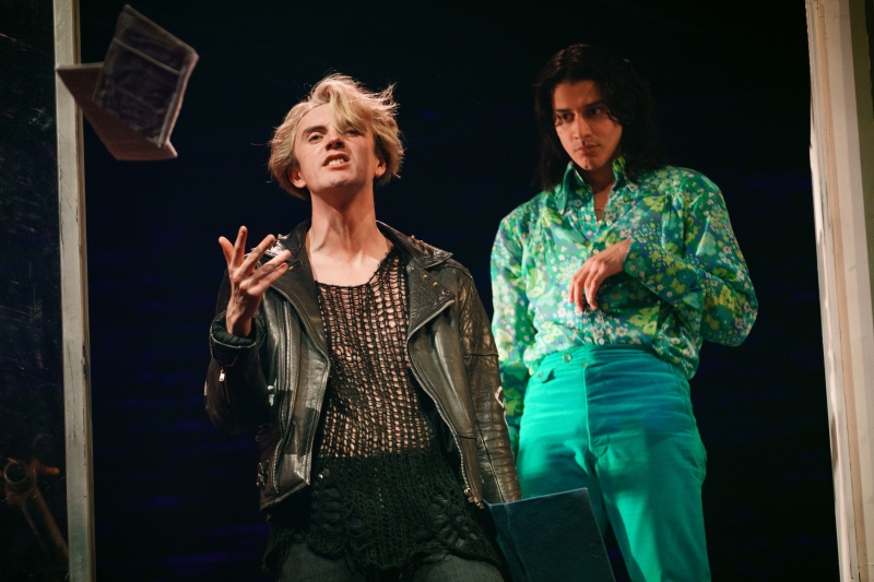 Review: THE BUDDHA OF SUBURBIA, Barbican Theatre Image