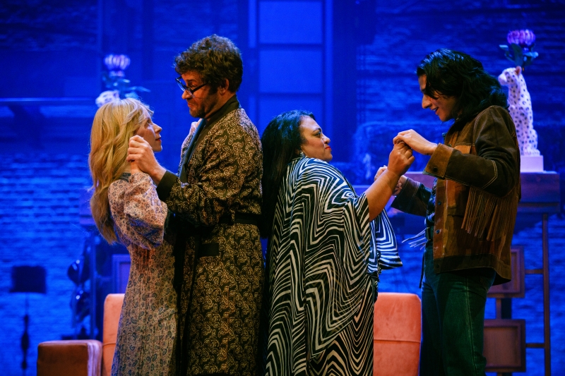 Review: THE BUDDHA OF SUBURBIA, Barbican Theatre Image