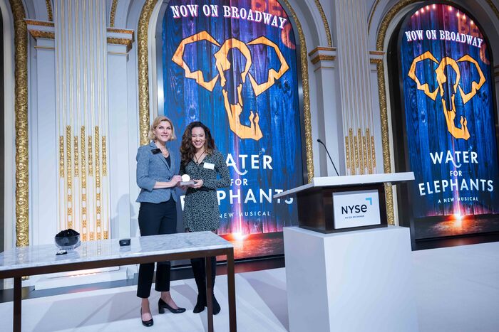 Photos: WATER FOR ELEPHANTS Rings the Opening Bell at the New York Stock Exchange Image