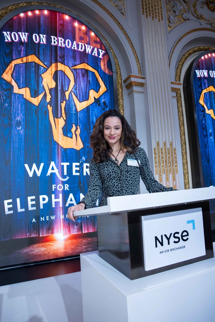 Photos: WATER FOR ELEPHANTS Rings the Opening Bell at the New York Stock Exchange Image