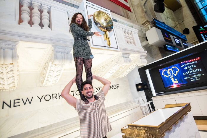 Photos: WATER FOR ELEPHANTS Rings the Opening Bell at the New York Stock Exchange Image