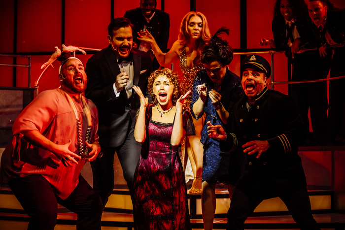 Photos: TITANIQUE Canadian Premiere Production Image