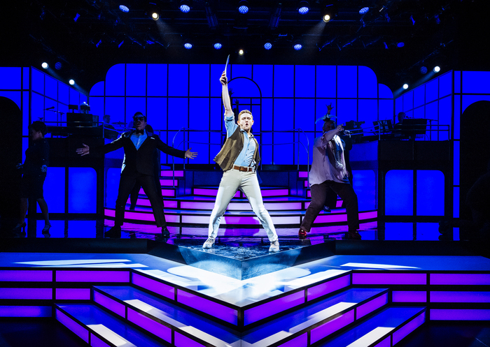 Photos: TITANIQUE Canadian Premiere Production Image