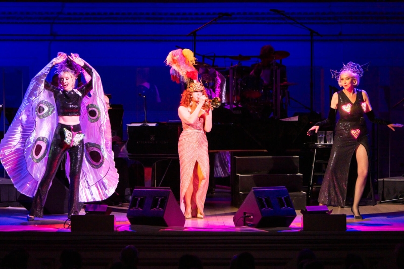 Review: BERNADETTE PETERS at Carnegie Hall Is Iconic Image
