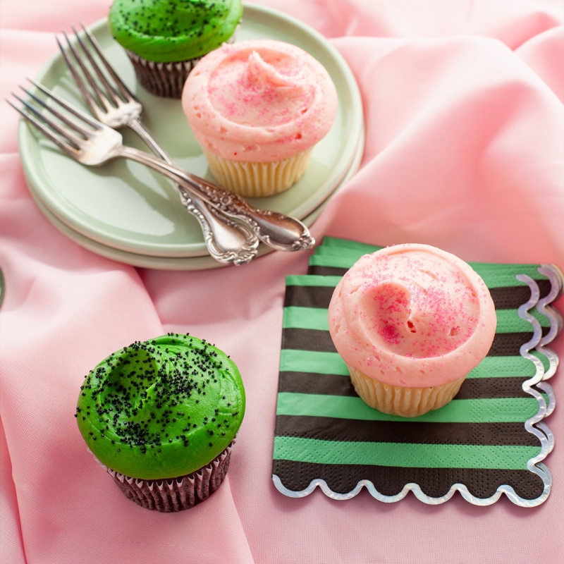Photos: SusieCakes Bakery Unveils Limited Edition WICKED Cakes Image