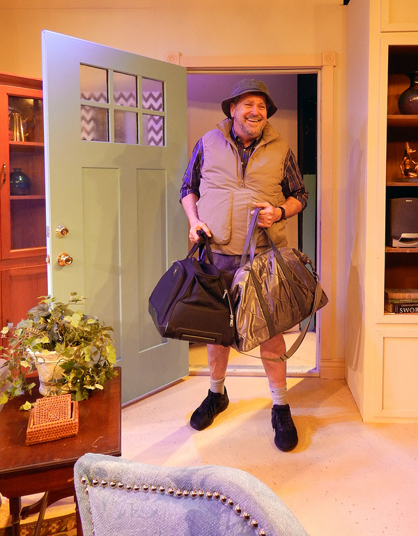 Photos: Pigs Do Fly Productions' THE LONG WEEKEND at Empire Stage Image