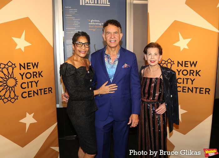 Allyson Tucker Mitchell and Brian Stokes Mitchell Photo