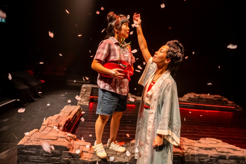 Review: SNOW IN MIDSUMMER at the National Arts Centre Image