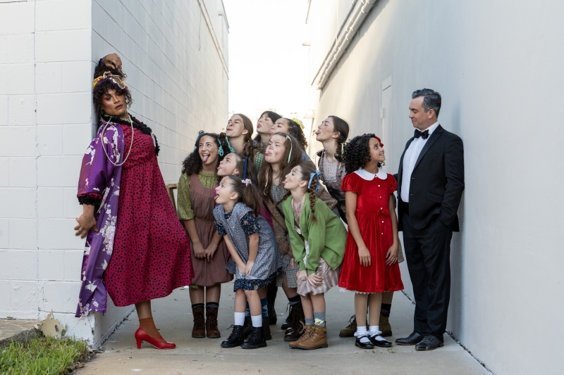 Review: ANNIE at Theatre South Playhouse  Image