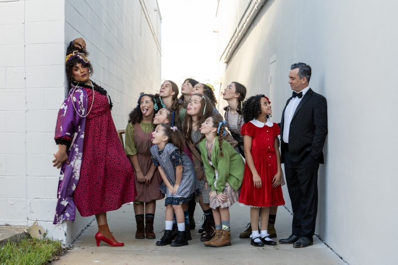 Review: ANNIE at Theatre South Playhouse Image