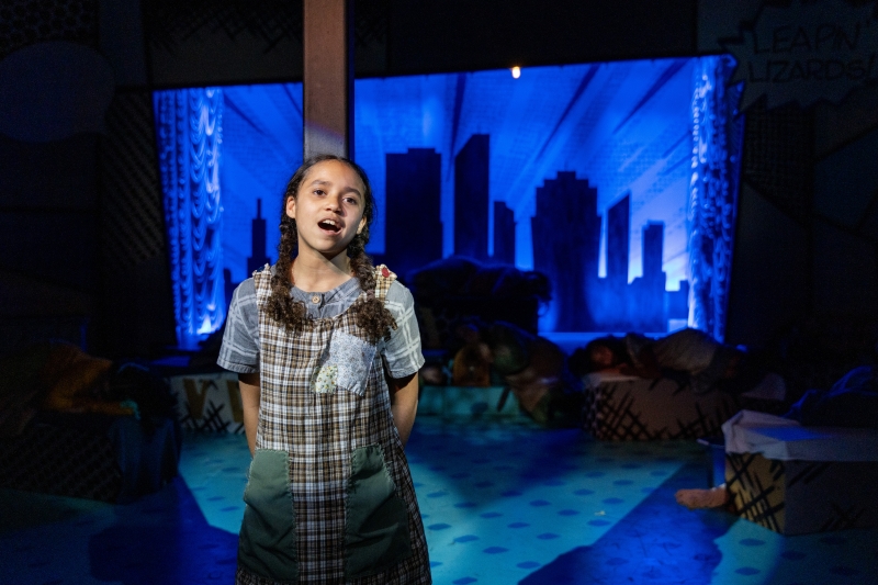 Review: ANNIE at Theatre South Playhouse  Image