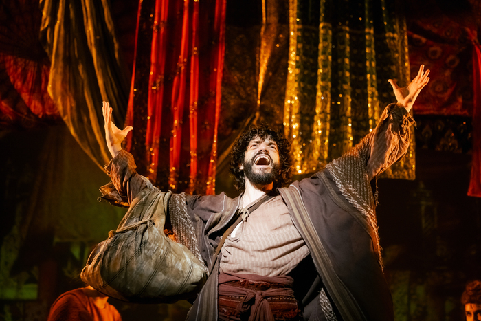 PHOTOS: EL MÉDICO se estrena oficialmente en el Teatre Apolo de Barcelona  Image