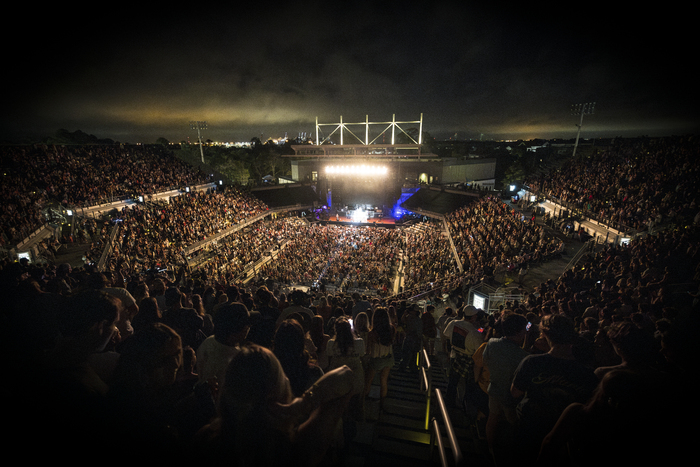 Photos: Jon Pardi Wraps World Tour with Over 317,000 Fans  Image