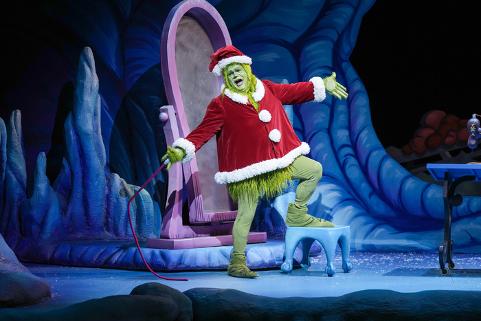 Photos: DR. SEUSS' HOW THE GRINCH STOLE CHRISTMAS! At Children’s Theatre Company  Image