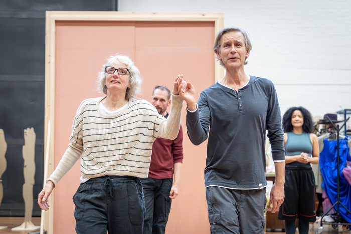 Photos: THE IMPORTANCE OF BEING EARNEST At National Theatre In Rehearsal Image