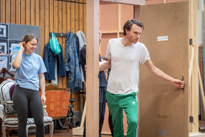 Photos: THE IMPORTANCE OF BEING EARNEST At National Theatre In Rehearsal Image