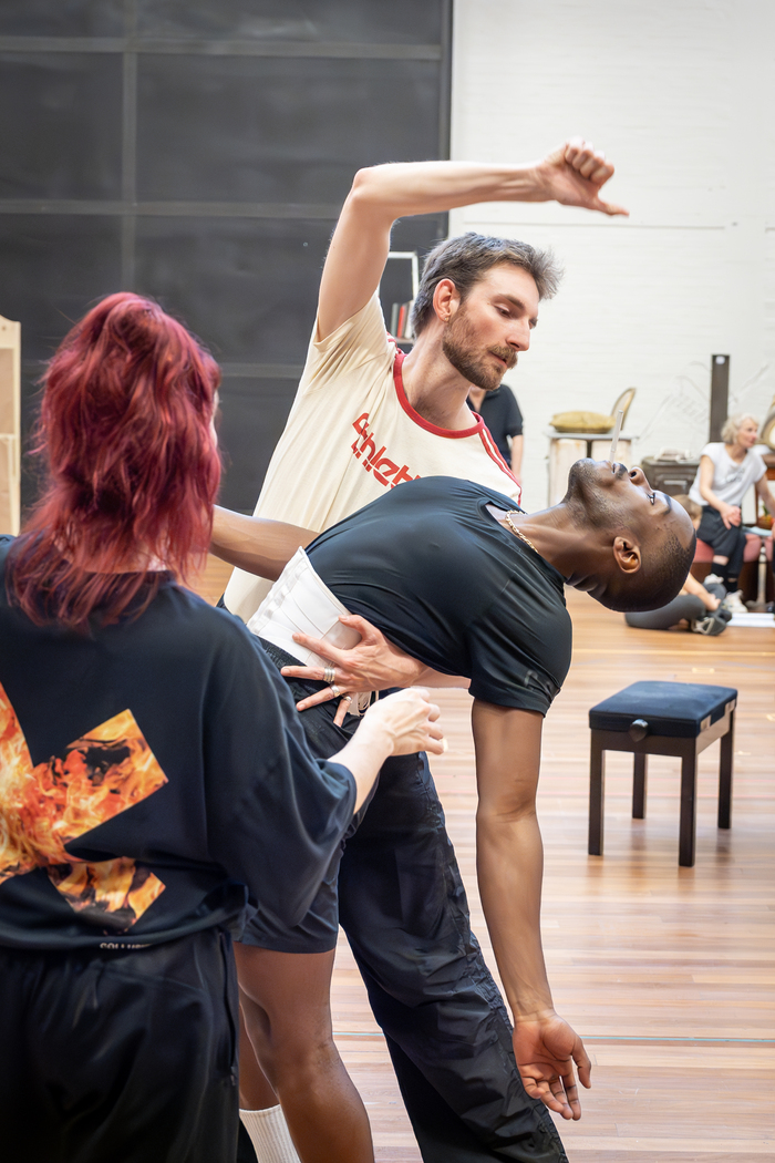 Photos: THE IMPORTANCE OF BEING EARNEST At National Theatre In Rehearsal  Image