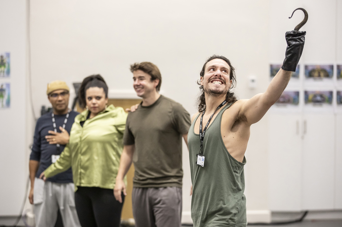 Photos: PETER PAN In Rehearsal At The Mercury Theatre Image