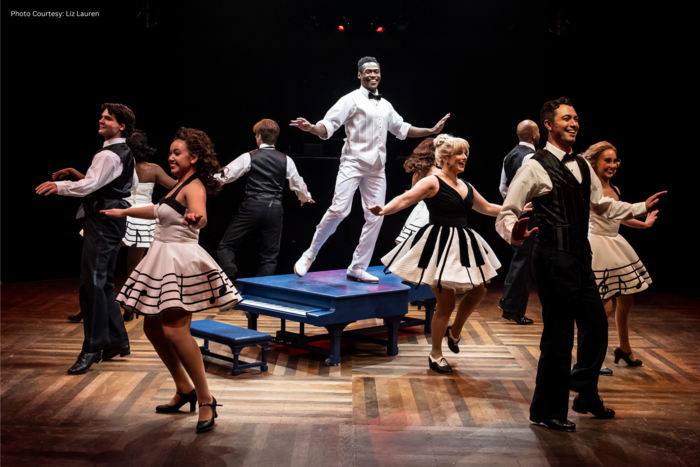 Video/Photos: Irving Berlin's WHITE CHRISTMAS At Marriott Theatre Image