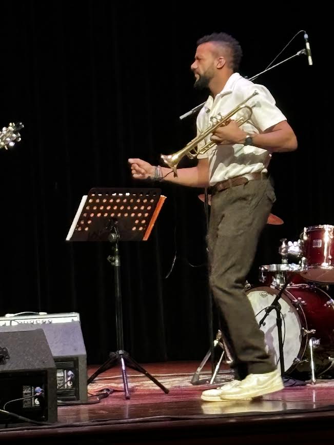 Review: JON LAMPEY at Lincoln Theatre Image