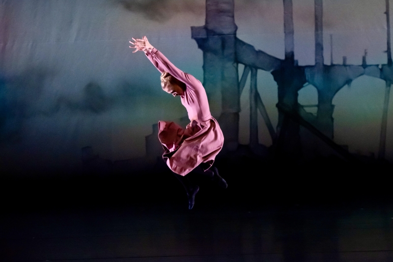 Review: Limón Dance Company Hits The Joyce Theater Image