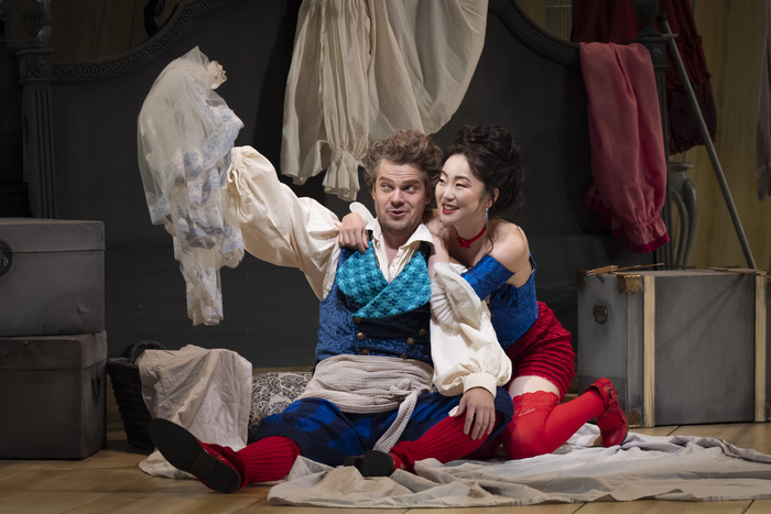 Video/Photos: THE MARRIAGE OF FIGARO At Lyric Opera Image