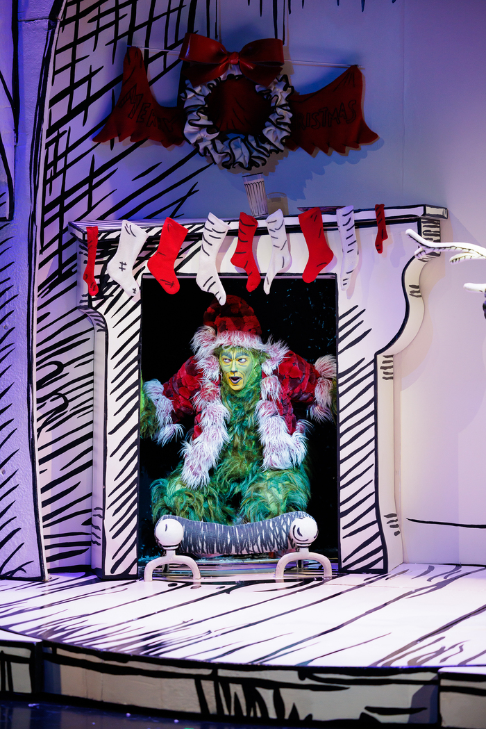Photo Exclusive: DR. SEUSS'S HOW THE GRINCH STOLE CHRISTMAS at The Old Globe Image