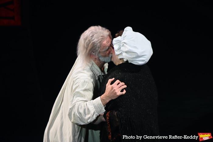 Photos: Cast of A CHRISTMAS CAROL at The Argyle Theatre Takes Opening Night Bows  Image