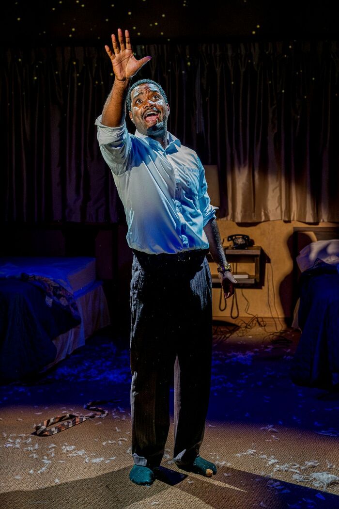 Photos: THE MOUNTAINTOP at American Stage Image