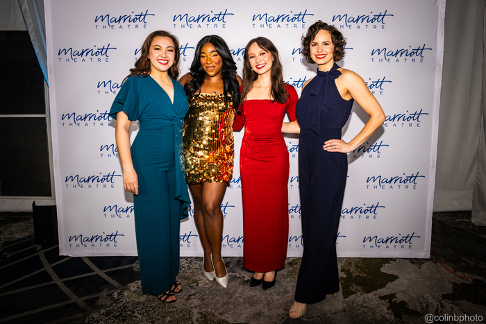 Photos: Irving Berlin’s WHITE CHRISTMAS Opens At Marriott Theatre Image