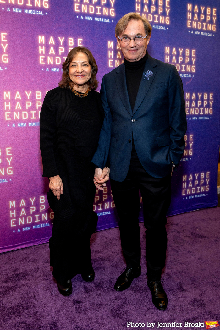 Photos: MAYBE HAPPY ENDING Red Carpet Arrivals Image