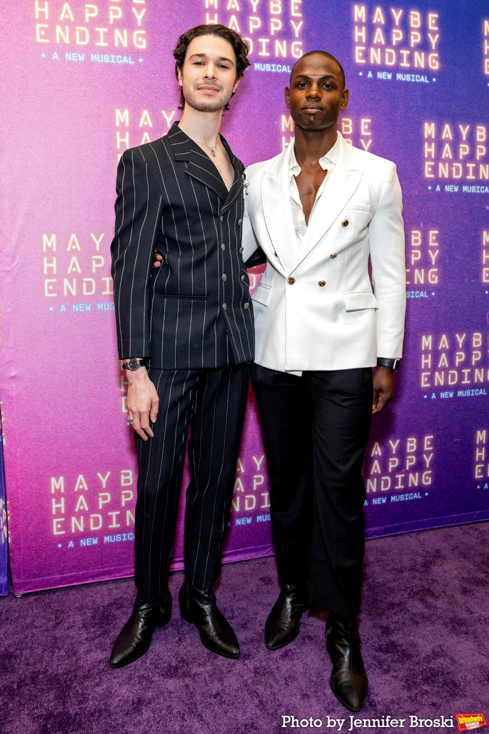 Photos: MAYBE HAPPY ENDING Red Carpet Arrivals Image