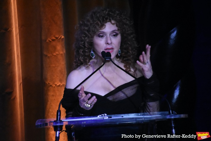 Bernadette Peters  Photo