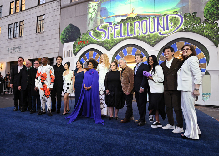 Photos: Rachel Zegler, Alan Menken, & More Attend SPELLBOUND Premiere Image