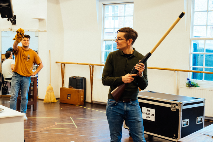 Photos: In Rehearsal for JACK AND THE BEANSTALK: WHAT A WHOPPER! At Charing Cross Theatre  Image