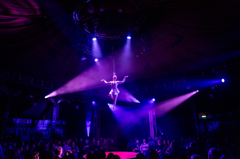 Review: LA CLIQUE, Leicester Square Spiegeltent  Image