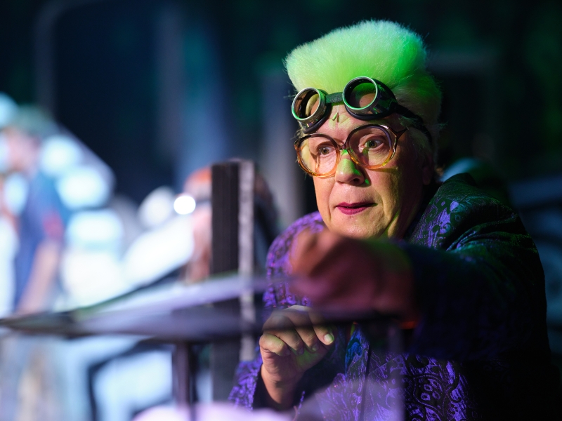 Review: BEETLEJUICE útočí na pražskou muzikálovou scénu Image