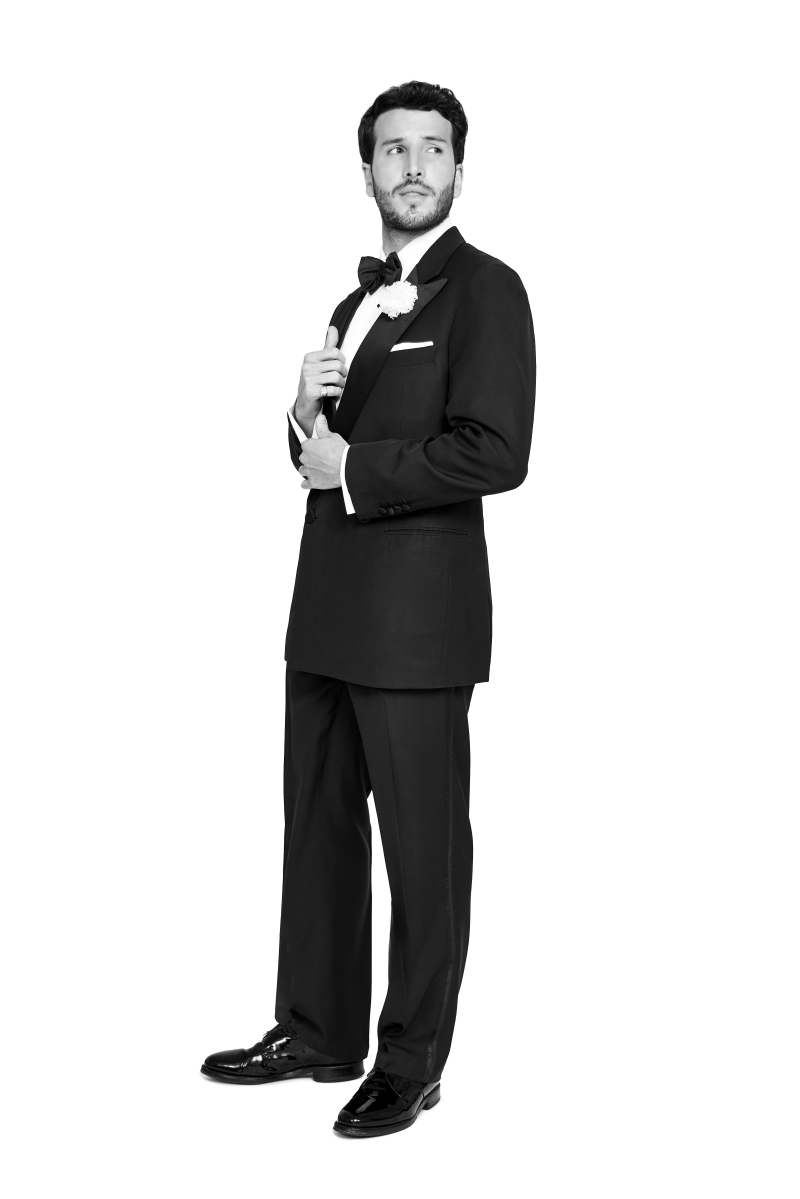 Interview: How Latin Music Star Sebastián Yatra Is Making His Mark on Broadway’s CHICAGO Image