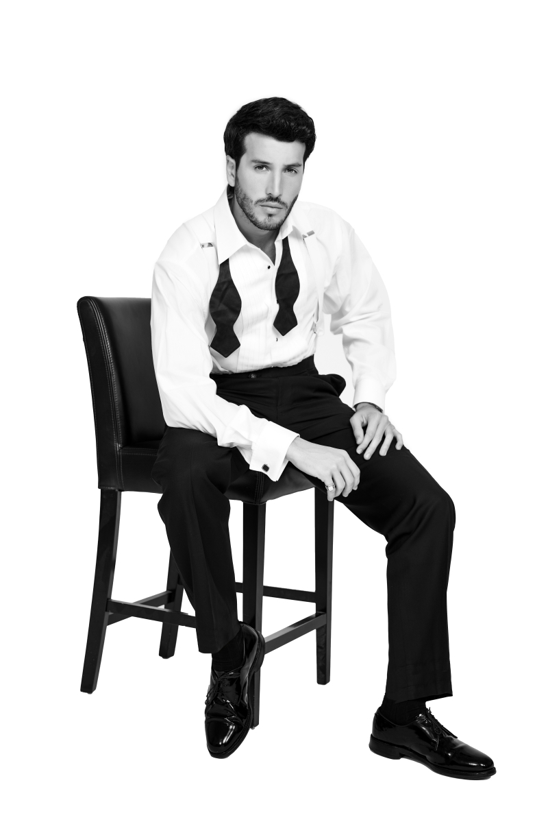 Interview: How Latin Music Star Sebastián Yatra Is Making His Mark on Broadway’s CHICAGO Image